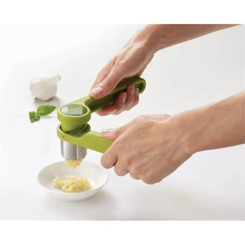 Helix Garlic Press Mincer Ergonomic Twist-Action Hand Juicer 210406