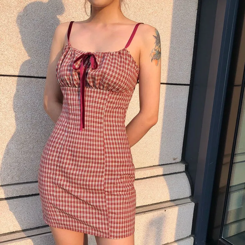 Summer Chic: Plaid Mini Dress with Spaghetti Straps, Bow Detail, and Casual Vacation Style for Women and Teenage Girls - New 210419 Summer Chic: Plaid Mini Dress with Spaghetti Straps, Bow Detail, and Casual Vacation Style for Women and Teenage Girls - New 210419