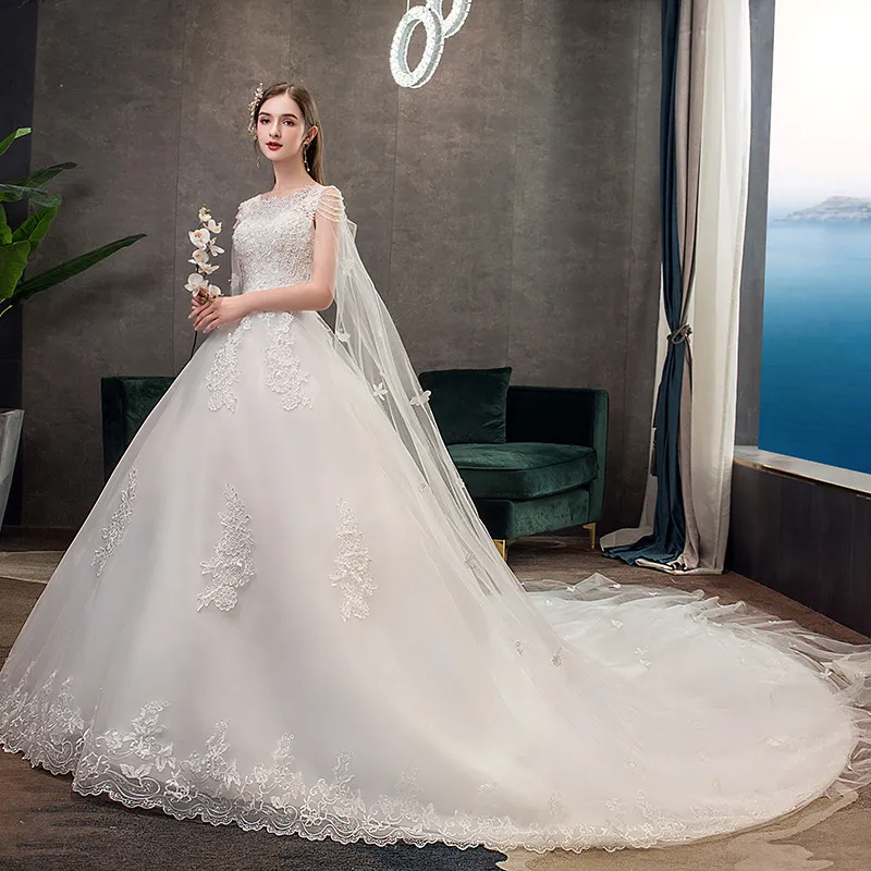 Wedding gown long clearance tail