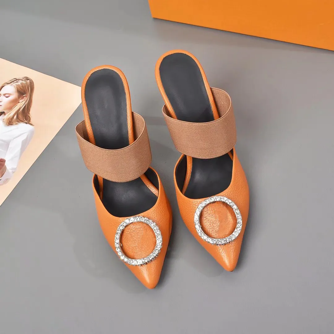 Topkwaliteit 2021 luxe designer schoenen lakleer hoge hakken jurk schoen vrouwen unieke letter sandalen met doos q-91