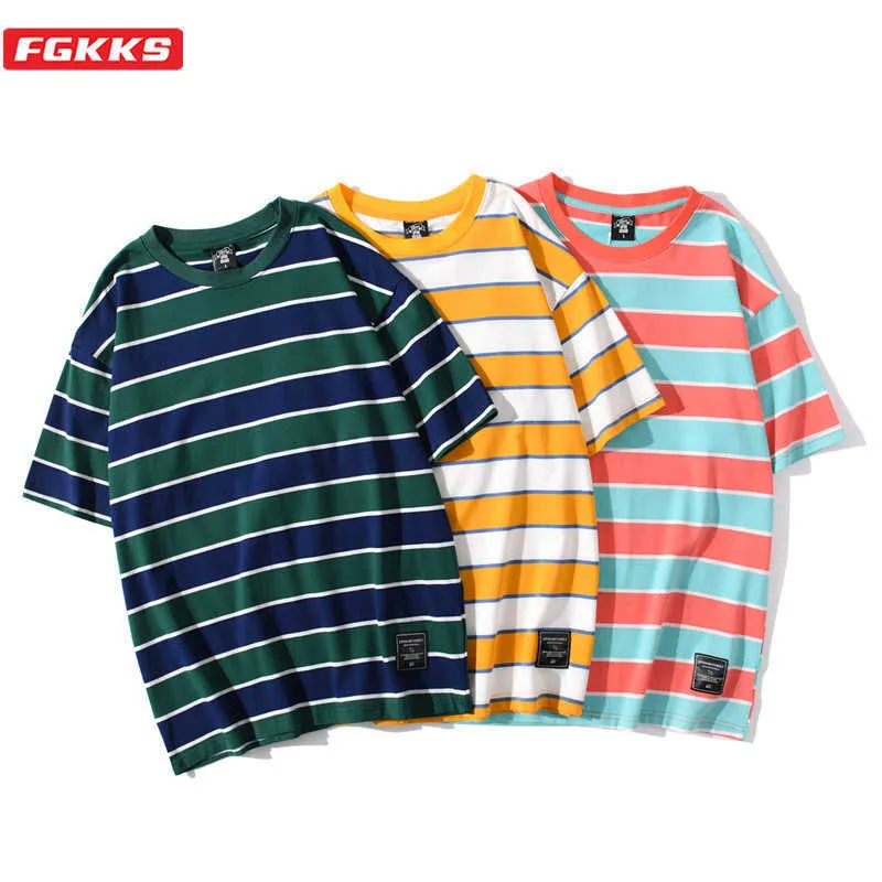 FGKKS män t-tröjor Stripe Print Högkvalitativa Mäns Brand Casual Short Sleeve Top Fashion Harajuku Man T-shirt 210629