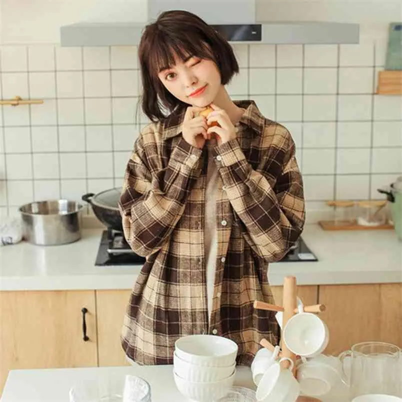 Höst Vinter Korea Mode Kvinnor Långärmad Loose Plaid Shirts Coat All-matchad Casual Vintage Sanding Woolen Blouse S338 210512