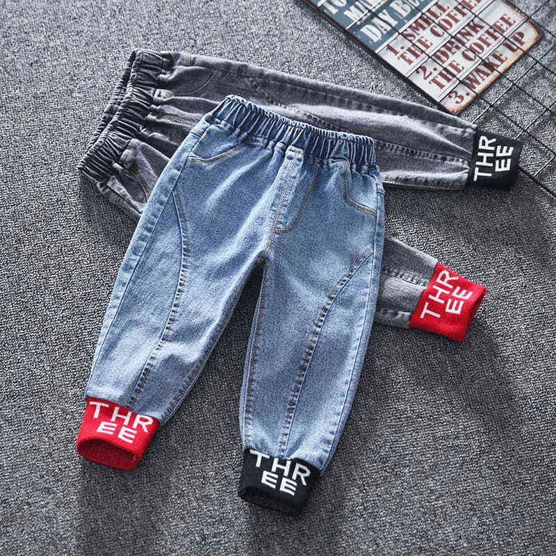 Enfant en bas âge Garçon Automne Pantalon Coton Bébé Jeans Enfants Vêtements Garçons Pantalon Lettre Casual Denim Pantalon Oversize Lâche Sarouel 25-36m G1220