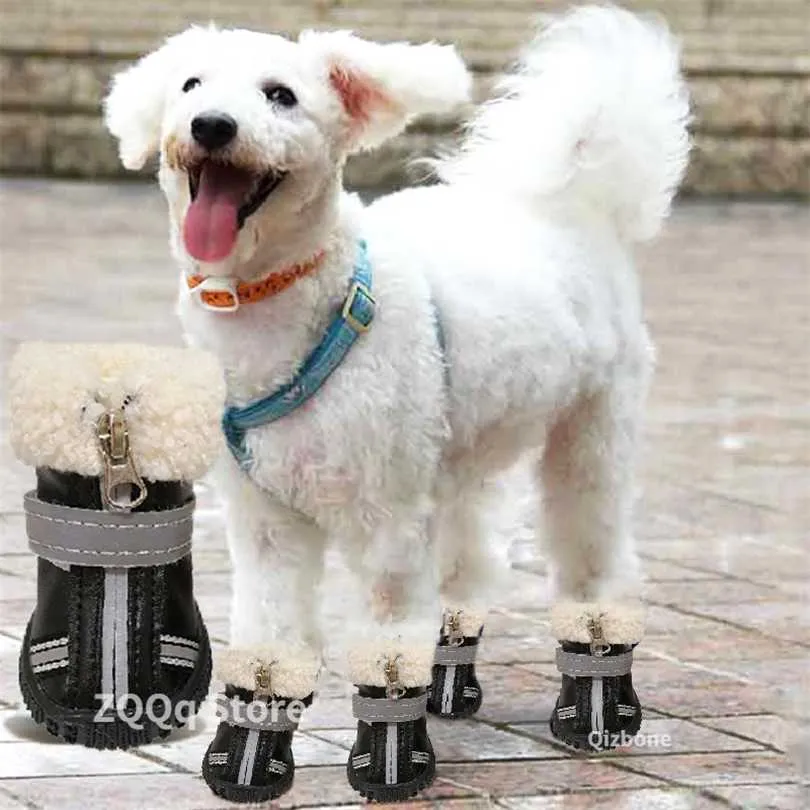 Chaussures de pluie d'hiver pour chien de compagnie bottes de neige chaudes imperméables petits chiens en cuir antidérapant résistant à l'usure pour ChiHuaHua York chiot 211027