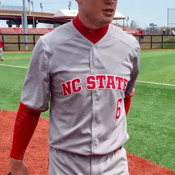 ノースカロライナ州立大学野球ユニフォーム サム・ハイフィル マット