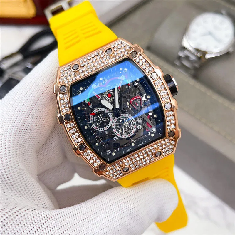 Moda Hombres Mujeres Reloj Goma Esqueleto Diamante Relojes Pareja Regalos Iced Out Reloj Montre De Luxe