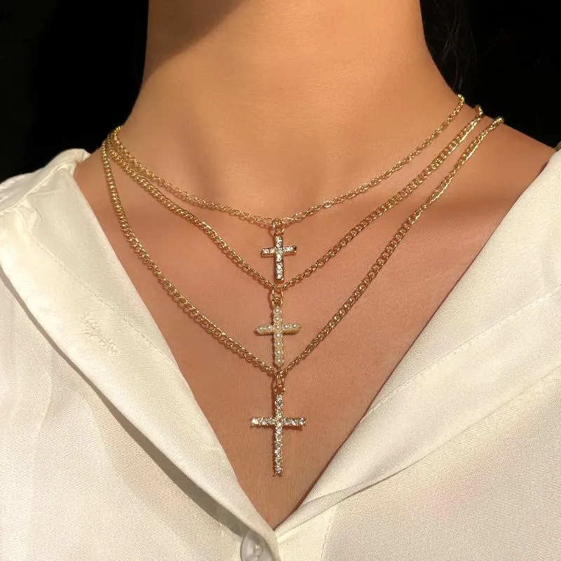 Chains 2022 Crystal Pearl Cross Pendant Chain Necklace Set For Women Multilayer Portrait Metal Clavicle Necklaces Jewellery