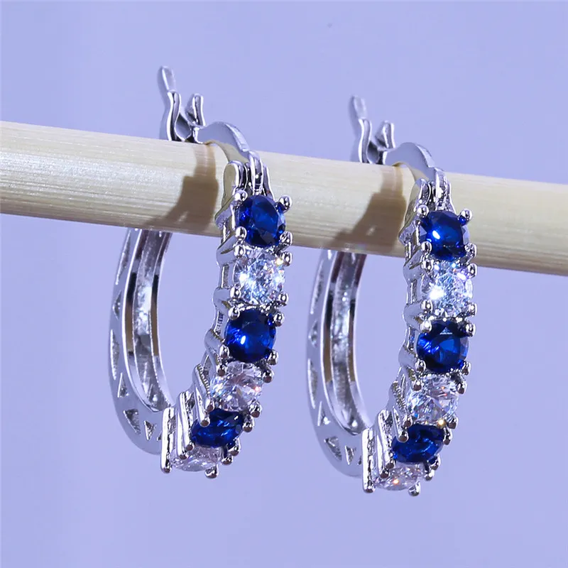 Hoop Huggie Boucles d'oreilles Nouvelle Arrivée Bijoux Amis 18K Or Blanc Plaqué Boucle D'oreille Gros Diamant Stud pour Femmes Vert, Bleu, Violet, Zircon Rouge