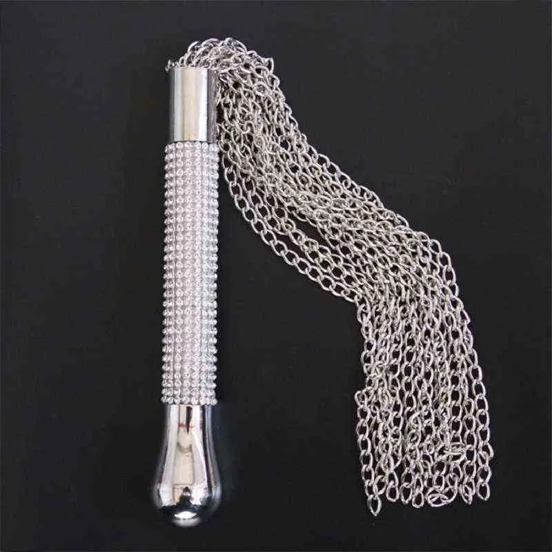 Nxy Giocattoli per adulti Maniglia a catena Frusta Giocattoli del sesso per coppie Ferro morbido Passione Sculacciata Paddle Fruste Schiavo Restrizioni Bondage Flogger 1220