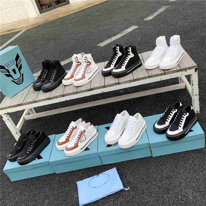 Tasarımcı Sneakers Rahat Ayakkabılar En Kaliteli Kadın Erkek Siyah Tuval Deri Lace Up Platformu Büyük Boy Marka Eğitmen Sneakers ile Kutusu