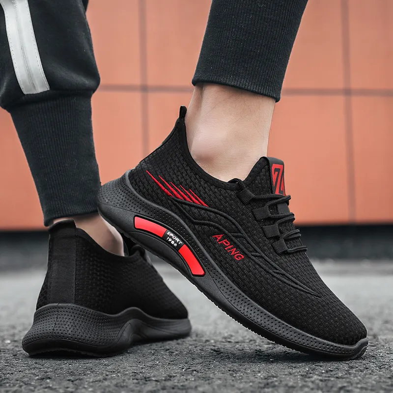 Wholesale 2021 Top Fashion Running Shoes For Mens Womens Sports Outdoor Runners Black Red Tennis Flat Walking Jogging Sneakers SIZE 39-44 WY15-808