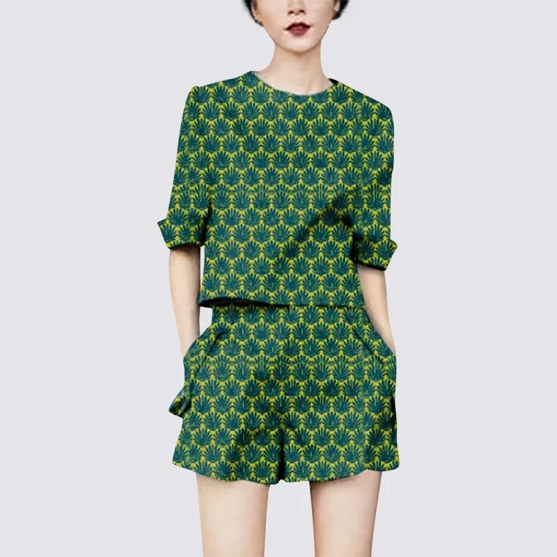 LLZACOOSH Yaz Kadın İki Parçalı Set O Boyun Yarım Kollu Yeşil Baskı Gömlek Üst + Yüksek Bel Cep Kısa Pantolon Suit 210514