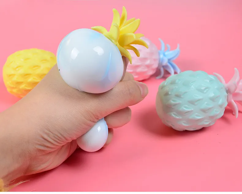 8 cm süße Ananas Squeeze Spielzeug Anti Stress Trauben Blase Ball Lustiges Gadget Vent Dekompression Zappeln Spielzeug Autismus Hand Handgelenk Weiches Kneten Kind DHL