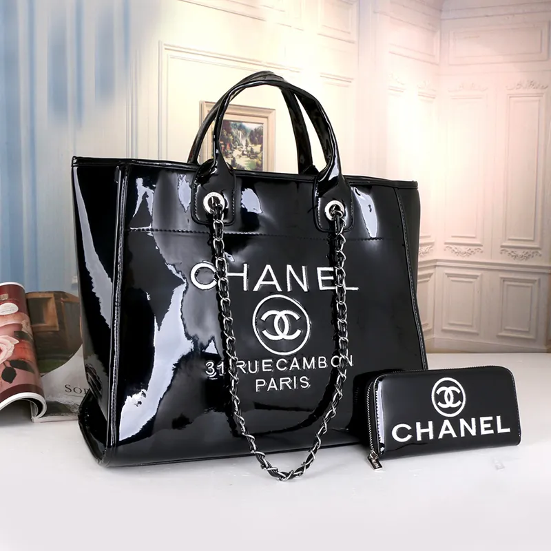Chanel Designer Composite Bag New Fashion Women Handbags Simple Atmosphere  Ladies Clutch Bags Shoulder Handbag Bright Leather Patent Leather From 4,79  €