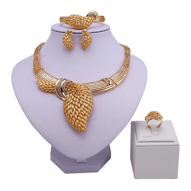 Boucles d'oreilles collier Fani 2021 nigérian mariage femme accessoires ensemble de bijoux dubaï or concepteur déclaration mariée en gros