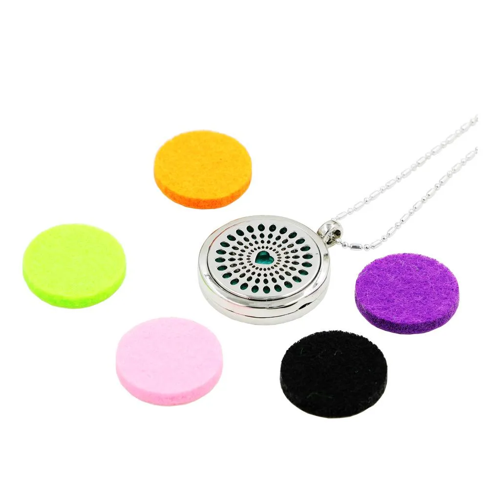 Эфирное масло диффузорующее ожерелье ароматерапия диффузор медальон подвесной набор с 5 цветными колодками флодра и 1 цепь ожерелья (25Styles) RRD7068