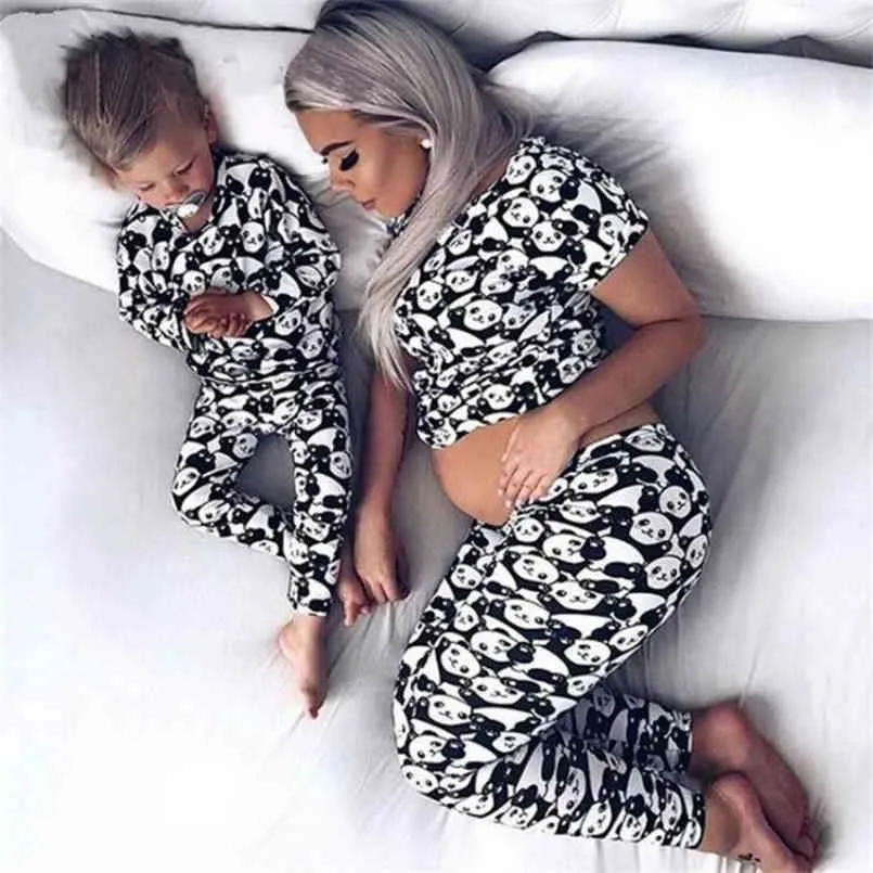 Frühling Familie Passende Mutter Tochter Sohn Baby Kind Kleidung Frauen Panda Print Pyjamas Nachtwäsche Nachtwäsche Pyjamas Anzüge 210724