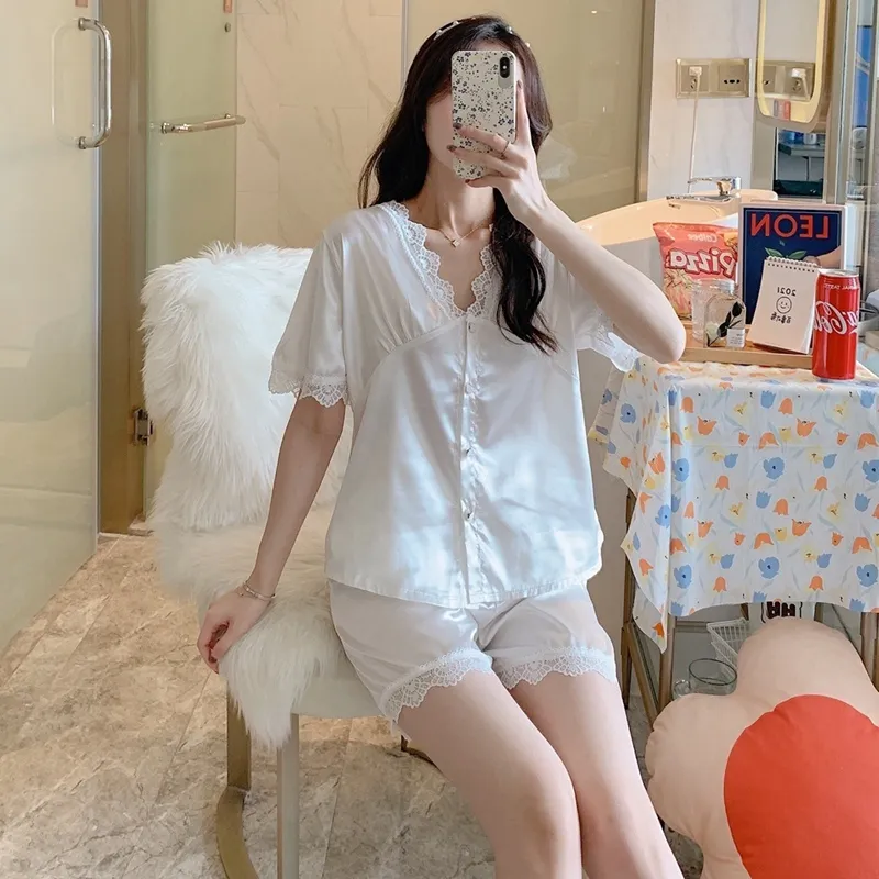 2020 Sommar Silk Satin Kortärmad Sexig Lace V-Neck Shorts Pajama Set för Kvinnor Koreanska Sleepwear Homewear Pijama Mujer Kläder X0526