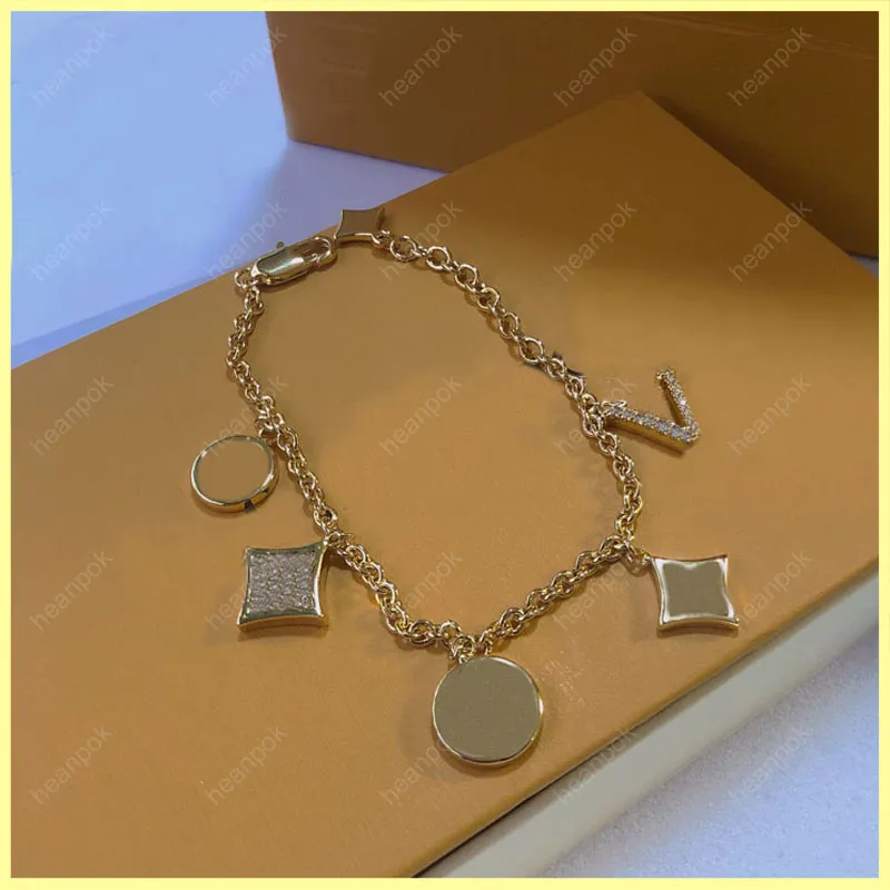 2022 Womens Designer Armband Mode luxe Farandole Gold Link bloemen Letters Hangende Armbanden Voor Vrouwen Feest Bruiloft merken Sieraden 21081905R
