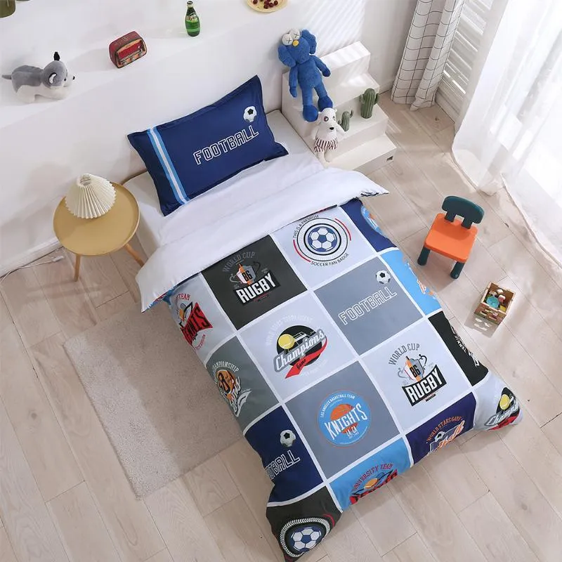 Conjuntos de cama Conjunto de Futebol Esporte Capa de edredão para crianças Nordic Home Personalizado Cama de Luxo Rapazes King Size Size Decor