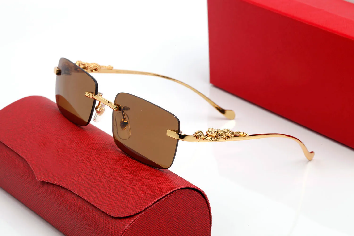 Business Casual Klassiska Leopardsolglasögon Män Kvinnor Modernt modemärke Optisk ram Designerglasögon Metall Tredimensionell grå brun lins klar med boxtop
