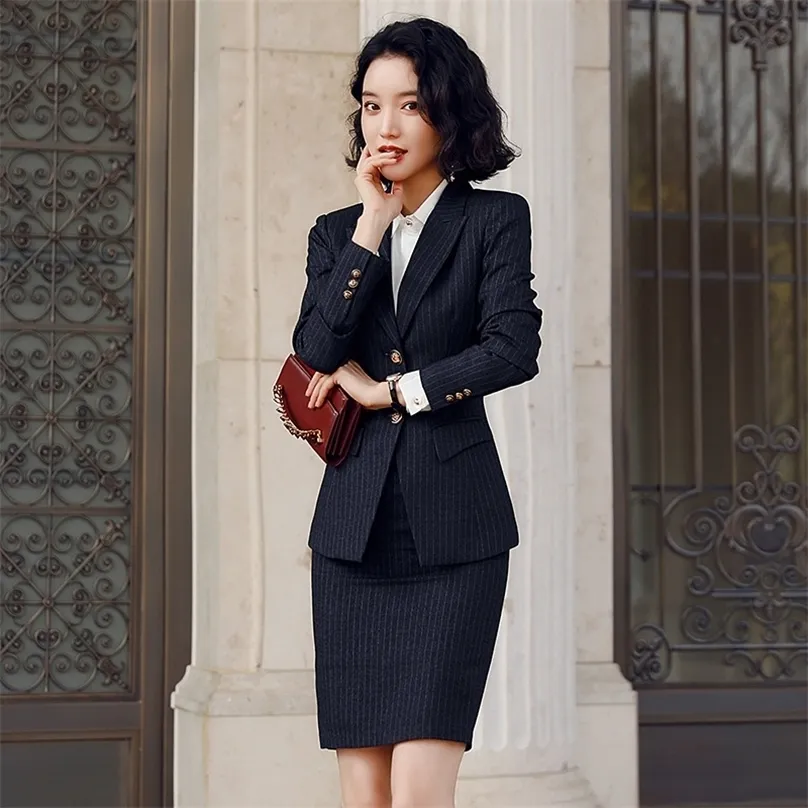 ビジネスの女性のフォーマルな身に着けている高品質の女性のスーツのスカートツーピースの秋と冬の縞模様の女性のジャケットスリムフィット220302