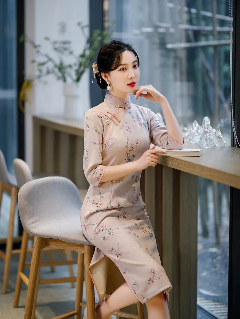 Etnisk Kläder Kinesisk Traditionell Långärmad Sexig Hög Split Cheongsam Kvinnor Mode Vintage Retro Blommigtryck Qipao