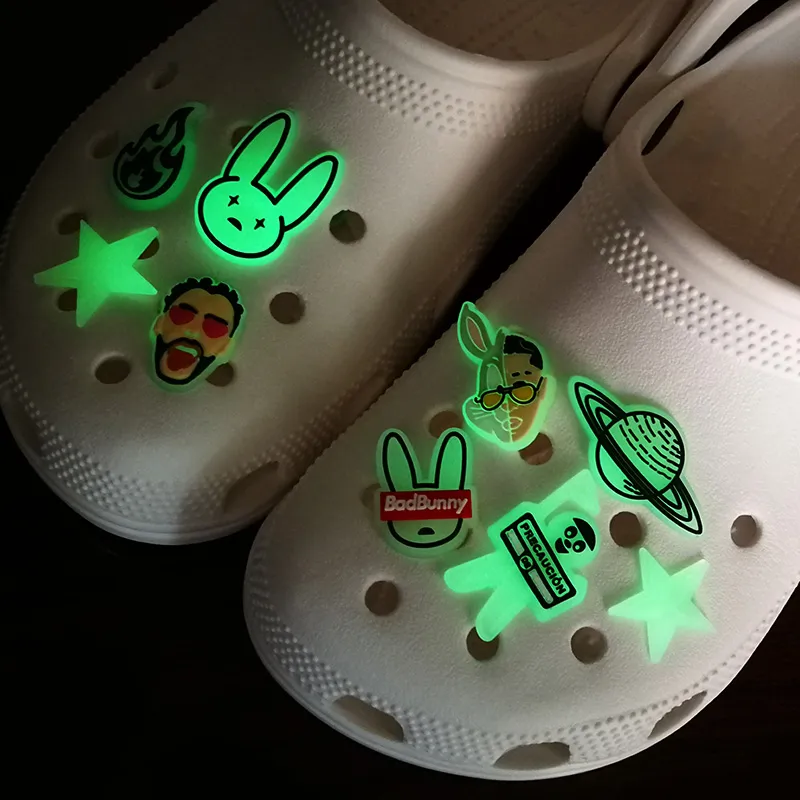 Bad bunny pins online for crocs