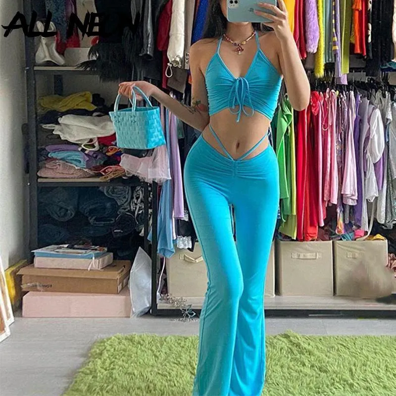 ALLNeon Y2K Streetwear Sexy Bandage Blau Co-ord Anzüge 2000er Jahre Mode Kordelzug Neckholder Top und Hohe Taille Flare Hosen 2 Stück Set Damen Zwei