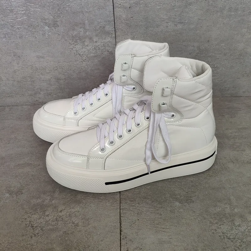 مصمم رجالي أحذية ماكرو Re-Nylon و Bromed Leather High-Top Sneakers منخفضة أعلى المدربين الأزياء منصة الأحذية عارضة 35-46 مع صندوق 287