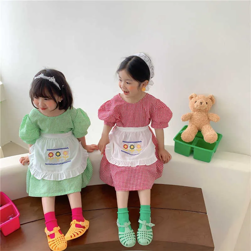 Koreanischen Stil süße Baby Mädchen Plaid Kurzarm Kleid Kinder Baumwolle Freizeitkleider mit Schürze 210615