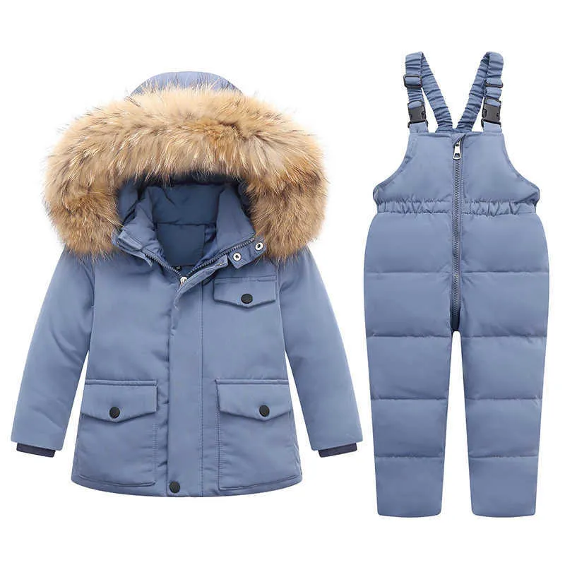 Baby Daunenjacke Set Jungen und Mädchen ausländischer Stil Hosenträger verdickte Kinder 1-5 Jahre alte Kinder Winter Schneeanzug warme Jacke H0909