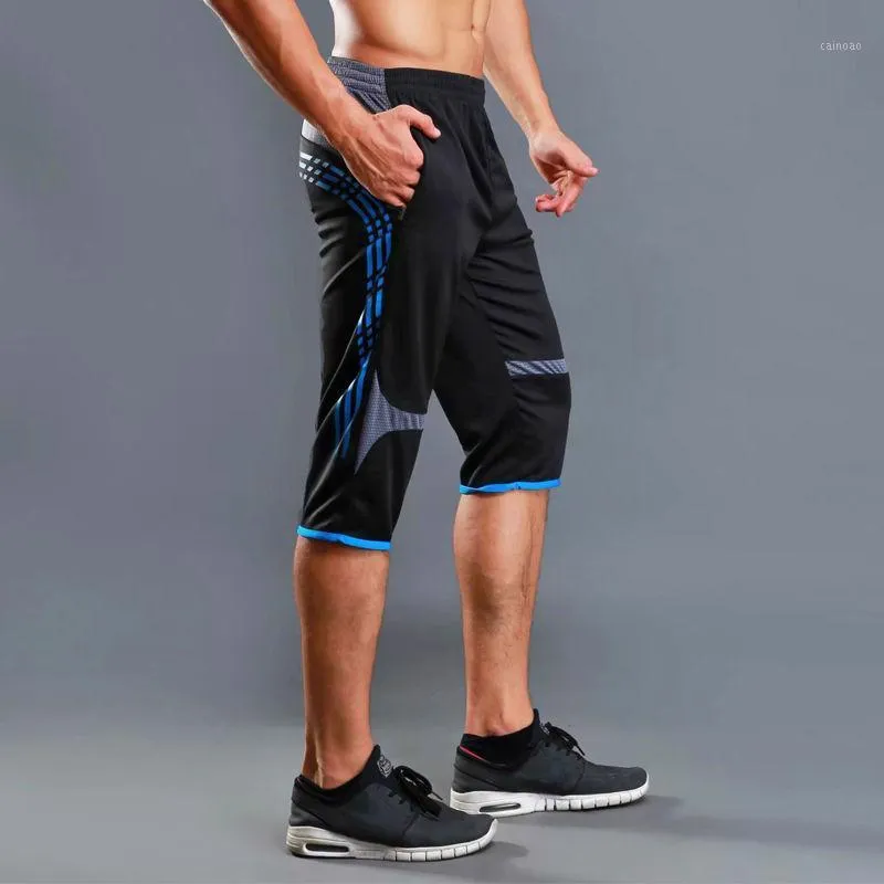 Buy ADIDAS Men Dark Grey 3/4 Length Track Pants - Shorts for Men 252837 |  Myntra