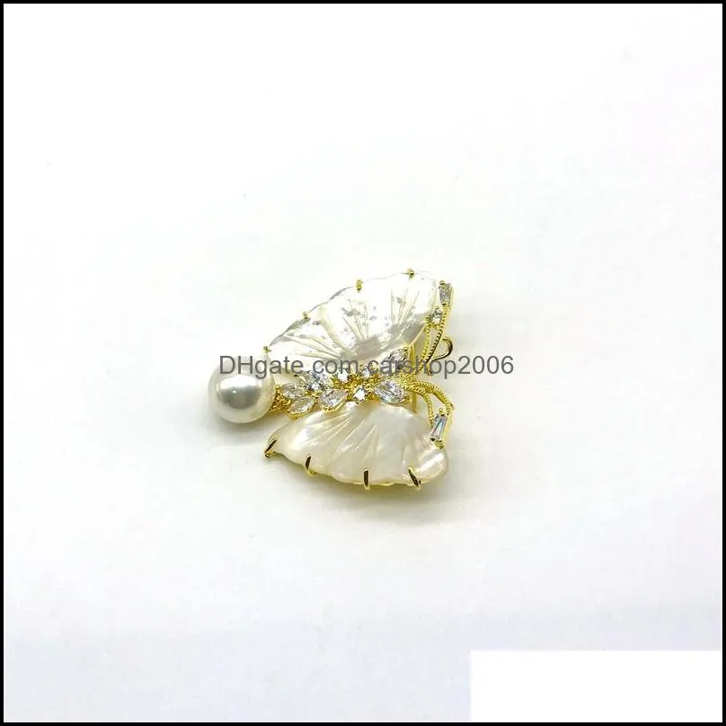 Pins, Brooches High Quality Natural Shell Butterfly Shape Brooch Delicate Jewelry Round Pearl Gold Filled Brass For Gift