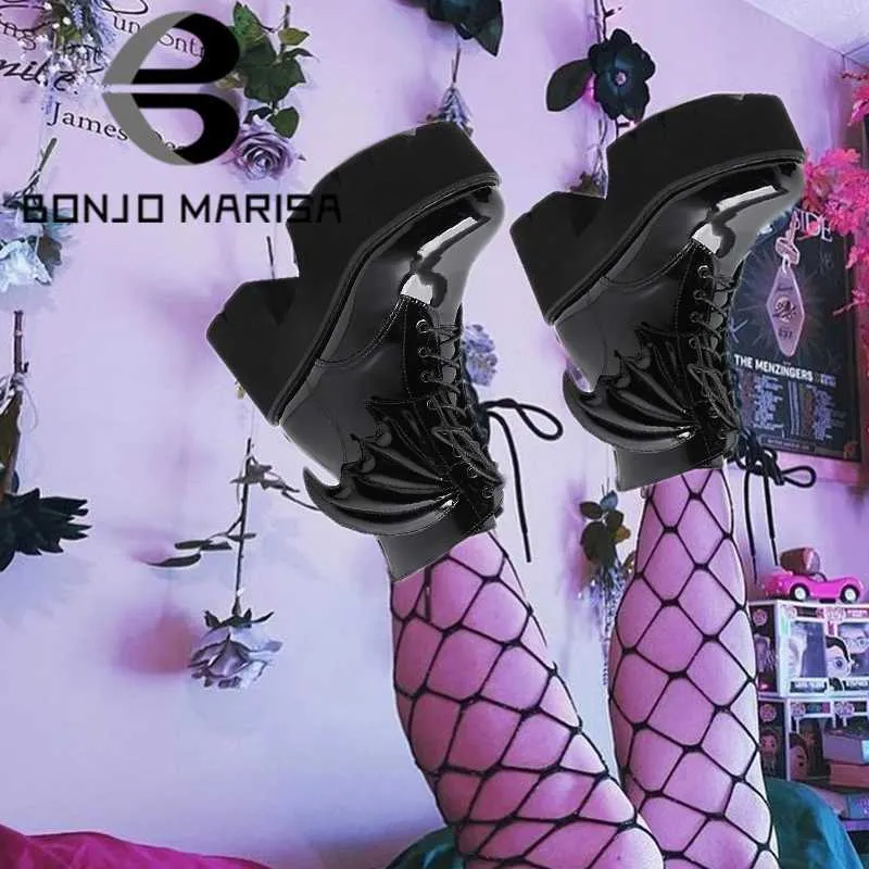 BONJOMARISA 2021 marque plate-forme talon épais chauve-souris aile à lacets fermeture éclair Goth noir Punk Cool femmes bottes rue noir bottines Y0914