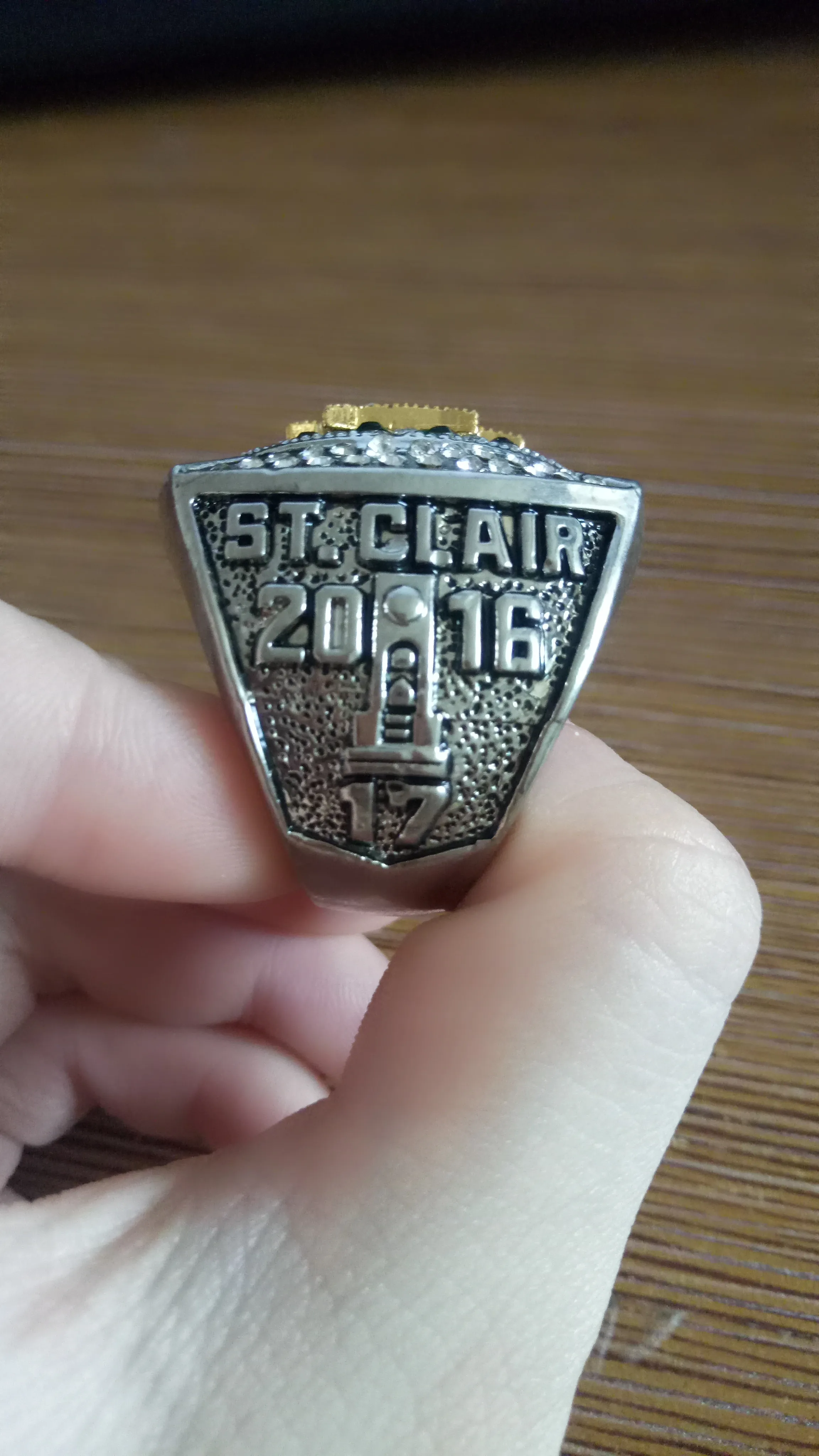 1988 BOISE STATE BRONCOS BASKETBALL BIG SKY CHAMPIONSHIP RING TOP PENDANT -  Buy and Sell Championship Rings