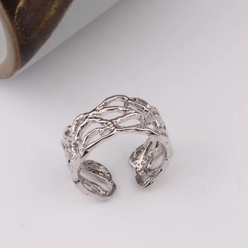 Sterling Sier Heavy Work Hollow Ring French Retro Lace Pattern Advanced Cold Style Open Fashion All-match Jewelry