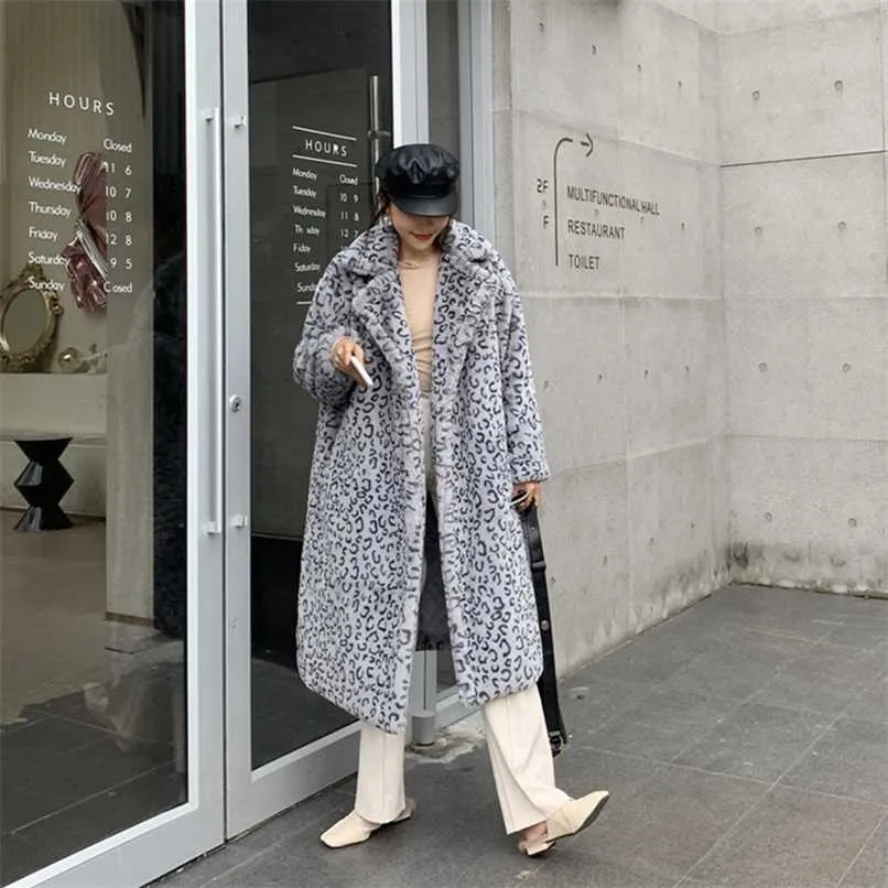 Winter Dicke Warme Leopard Lange Teddy Pelzmantel Frauen Oberbekleidung Hohe Qualität Lose Anzug Kragen Faux Kaninchen Pelz Jacke Weibliche 211019