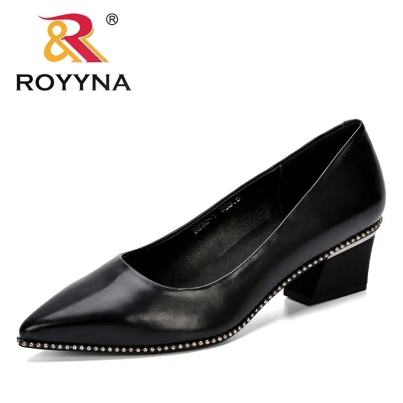 ROYYNA, llegada, zapatos de tacón para mujer, zapatos cómodos de punta estrecha a la moda de microfibra, zapatos casuales hechos a mano para mujer, boda 211123