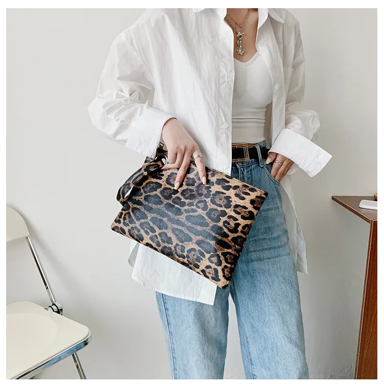 Dameszakken 2020 Vintage lederen portemonnees en handtassen Leopard Print Messenger schoudertassen Sac een hoofd femme Casual Day Clutches