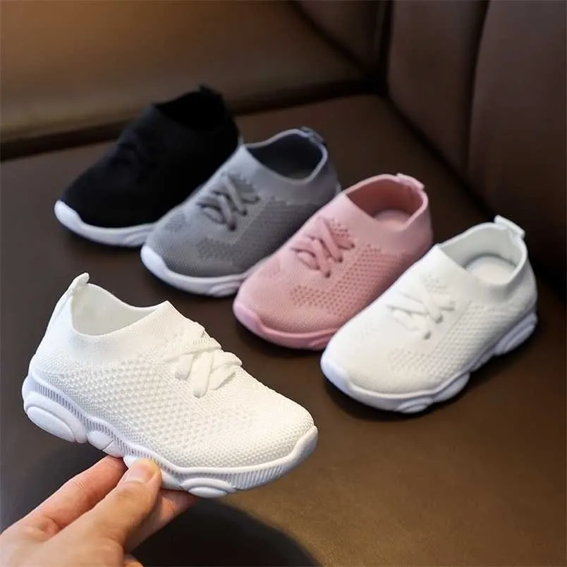 Barnskor baby sneaker casual andningsbar antislip mjuk gummibotten barn flickor pojkar sport 220125