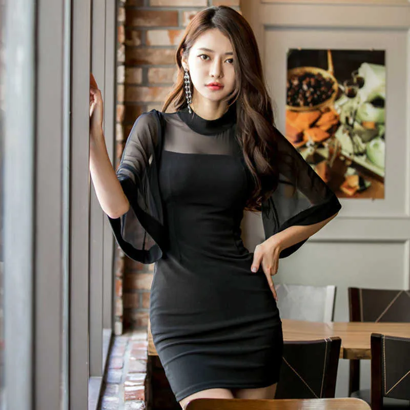 WOMENGAGA Primavera Verano Tops Malla de encaje Transparente Coreano Sexy Manga corta Manga de llamarada Vestido inferior Vestidos Negro WT8V 210603