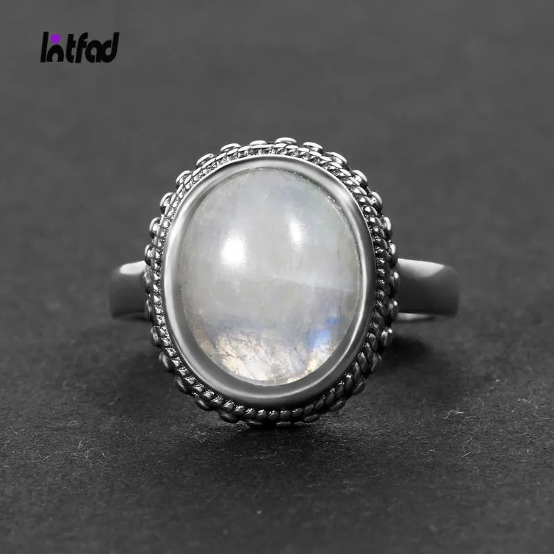 Cluster Anéis Natural Oval Moonstone 925 Sterling Silver Dedo Anel para Mulheres Anniversary Party Party Gift Fine Jewelry