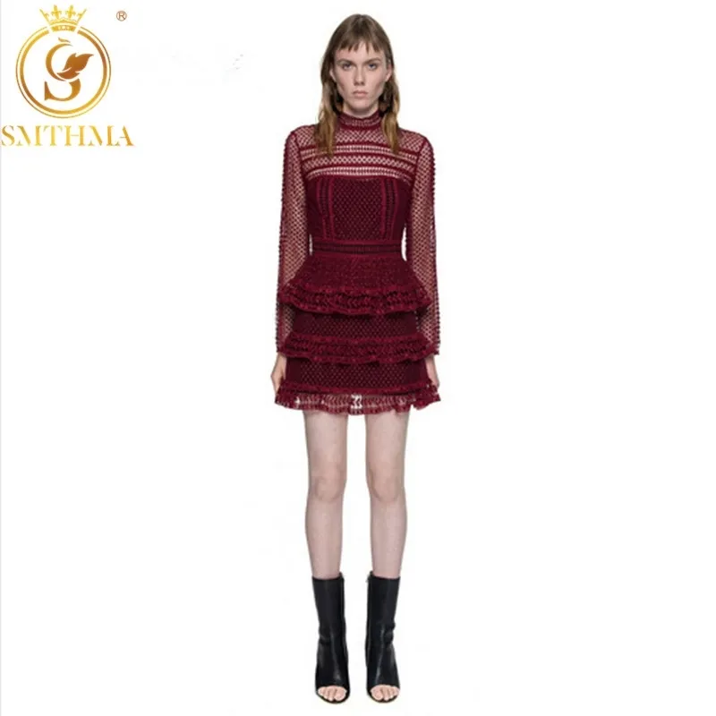 Прибытие весны Подиумное кружевное ажурное платье с высоким воротом и вставками красного/черного цвета Платья Vestidos 210520