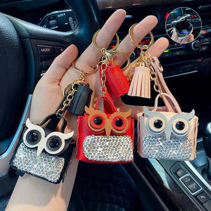 Keychain Carro de moda Chave Pingente Creative Bonito Diamante Couro Coruja Moeda Bolsa Fone de Ouvido Saco Chaveiro Chaveiro Atacado G1019