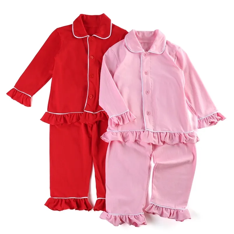 Försäljningsknapp upp bomull Baby Girls Ruffle Plain Pajamas Red Christmas Kid Pyjamas Set 211130