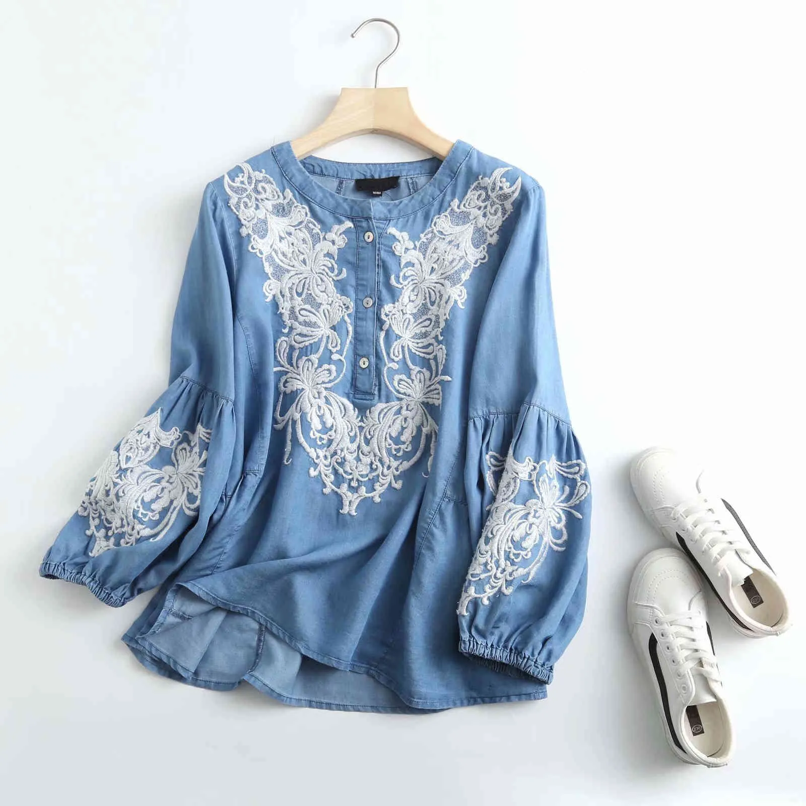 Floral Blouse Womens Vintage Blue Denim Shirt With Delicate