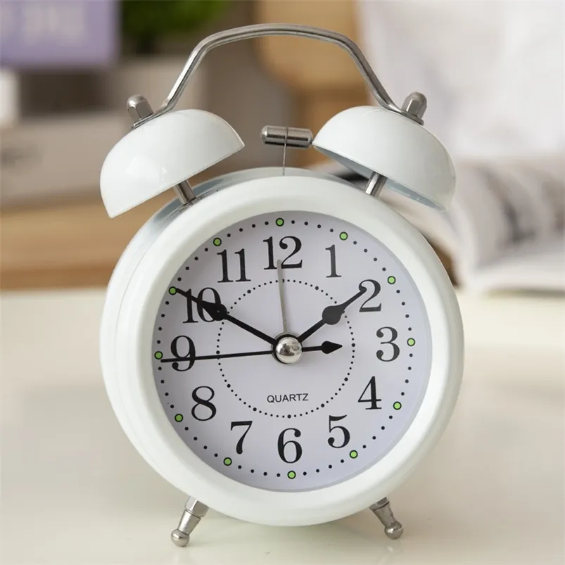 Alarm Clock Bedside Criança Personalidade Metal Creative Luminous Sitting Leisure Home Decoração 210804