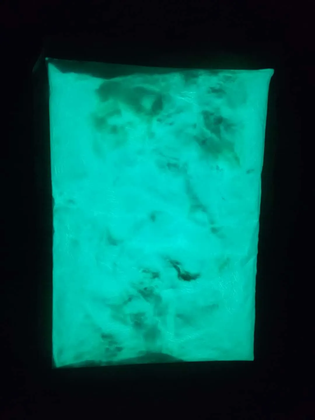 poudre d'aluminate de terre rare brillant dans l'obscurité pigment photoluminescent