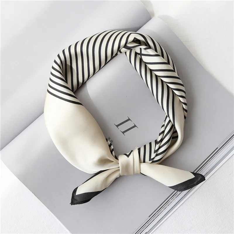 2021 Designermode einfaches Stirnband Luxusmarke Schals Damen Streifen Temperament Seidenschal Halstuch